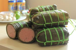 Hút chân không giò chả tại Hà Nội