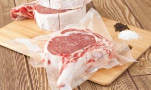 Hút chân không thịt bò giá siêu rẻ