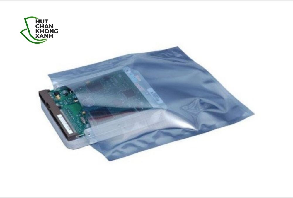 Hút chân không đồ điện tử nhỏ – Giải pháp bảo vệ linh kiện khỏi ẩm và bụi hiệu quả